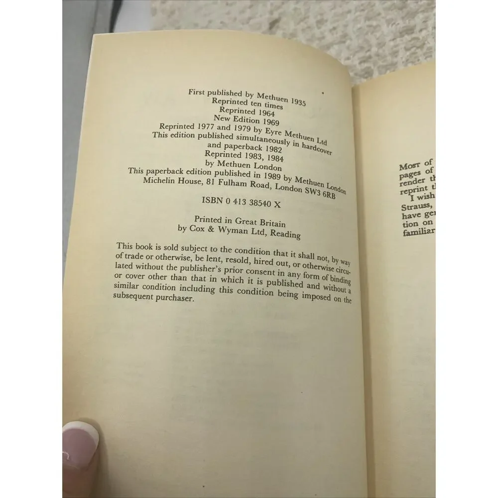 UNCOMMON LAW By A P Herbert Being 66 Misleading Cases-1989